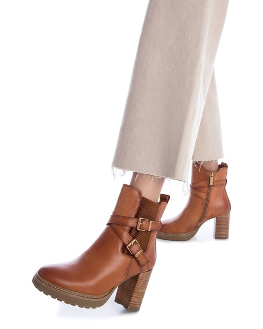 161161 Spanish Leather ankle boots with ankle straps and elastic in Tan Boots Sam Star shoes