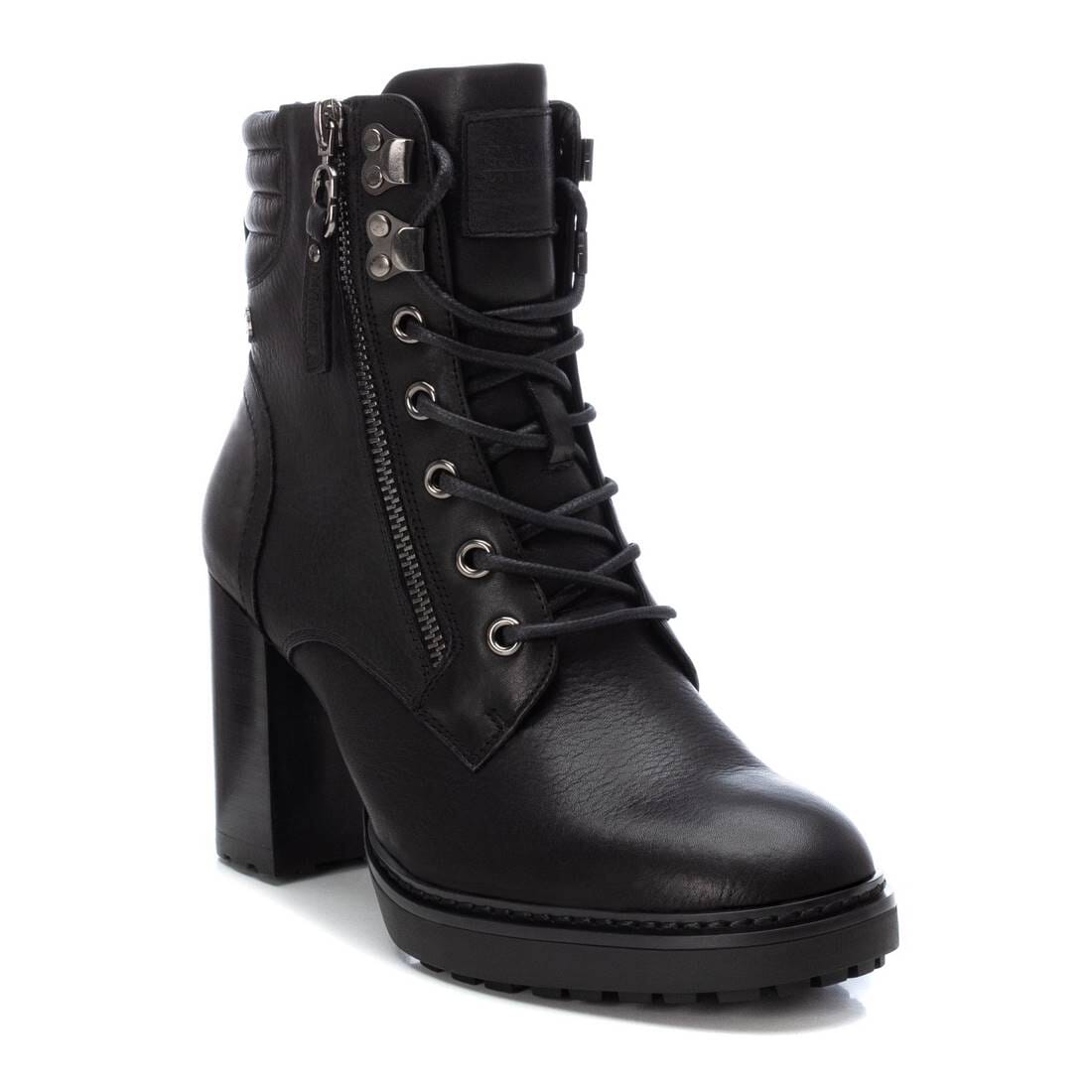 161178 Spanish Leather ankle boots with lace up in Black and Tan Boots Sam Star shoes