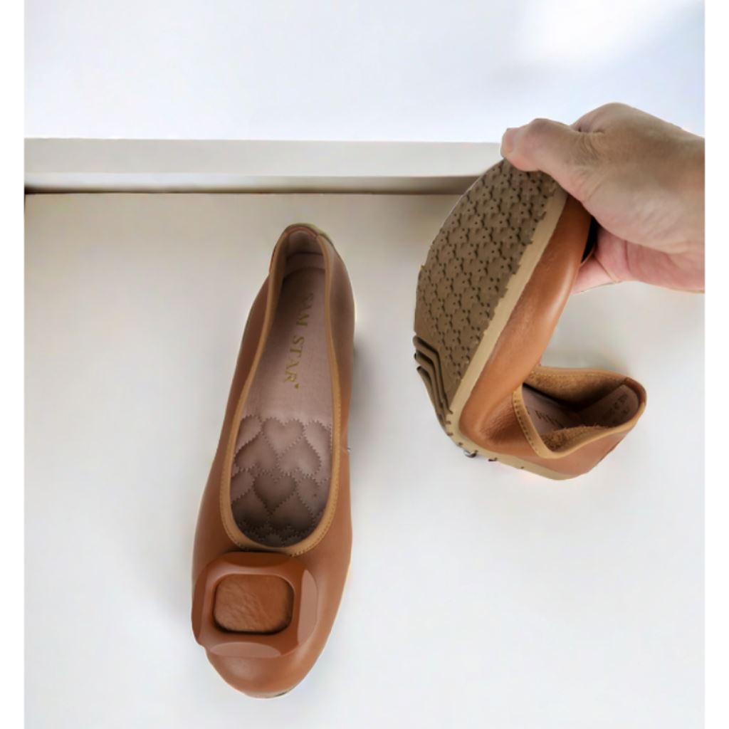 17W01 Leather buckle pumps with extra cushions (New Arrival) Pumps Sam Star Shoes