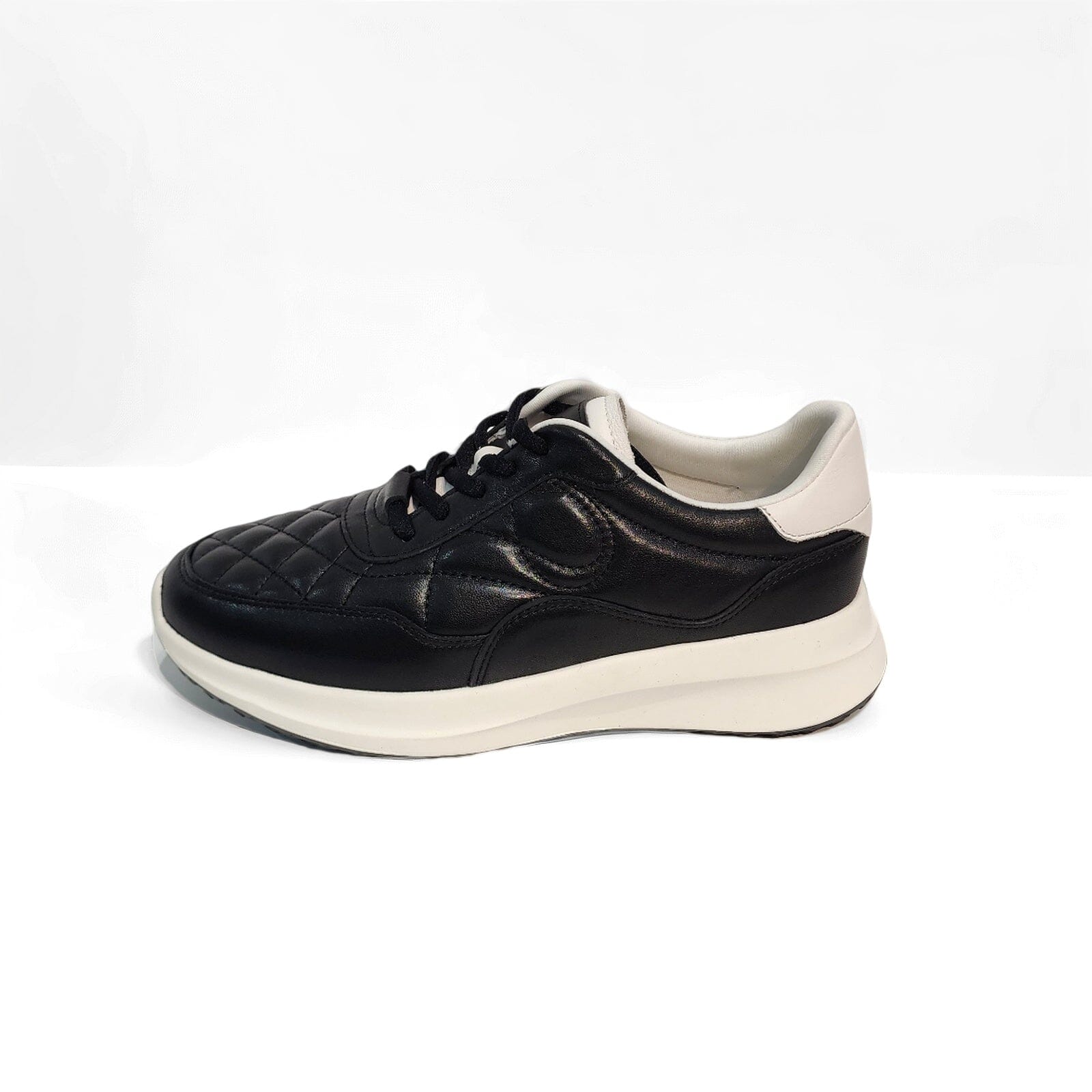 SS25003 Leather sneakers with quilted detail & cushion sole in Black & White sneakers Sam Star shoes