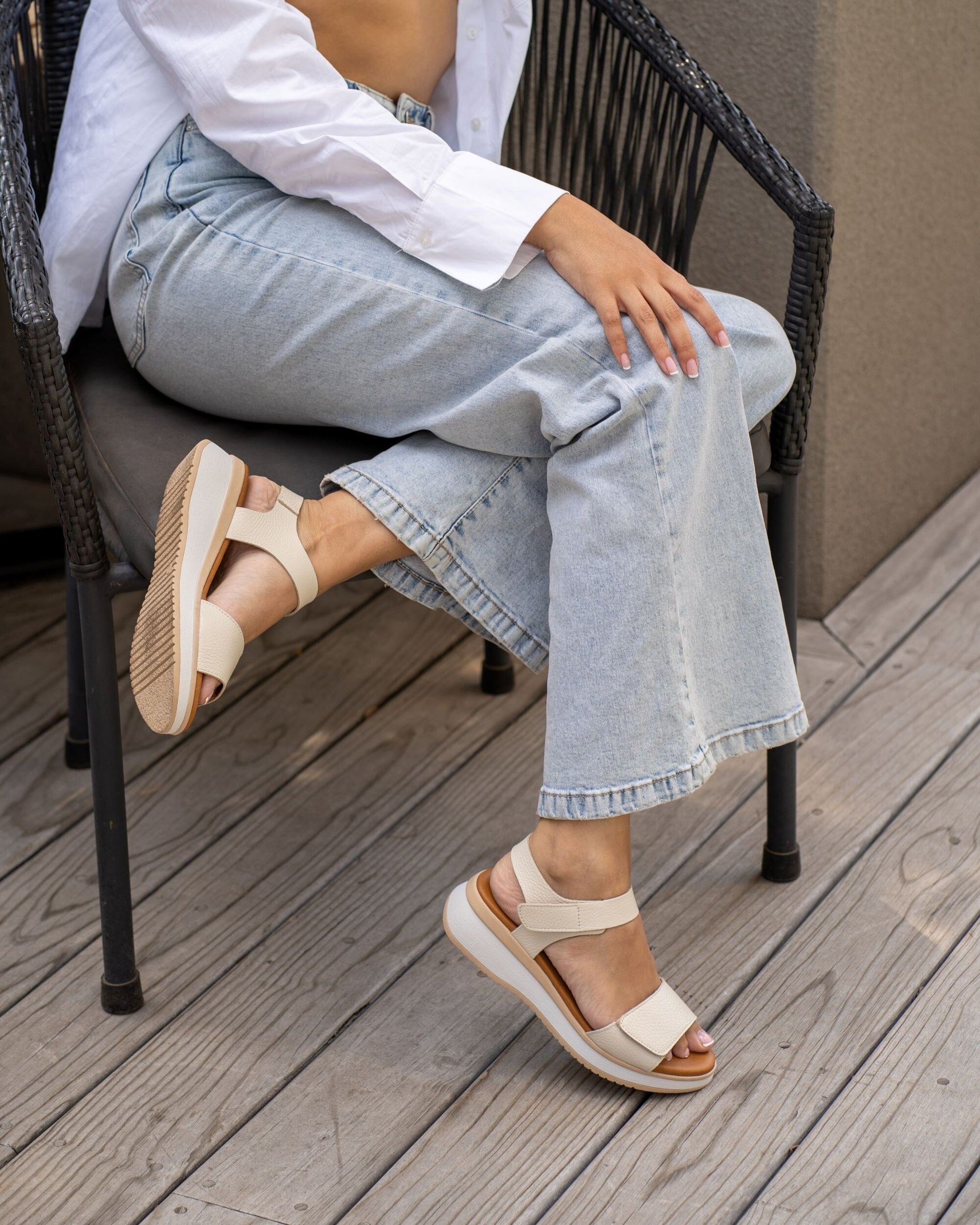 5411 Spanish leather Sport delux sandals/wedge with velcro in silver and white sandals Sam Star Shoes