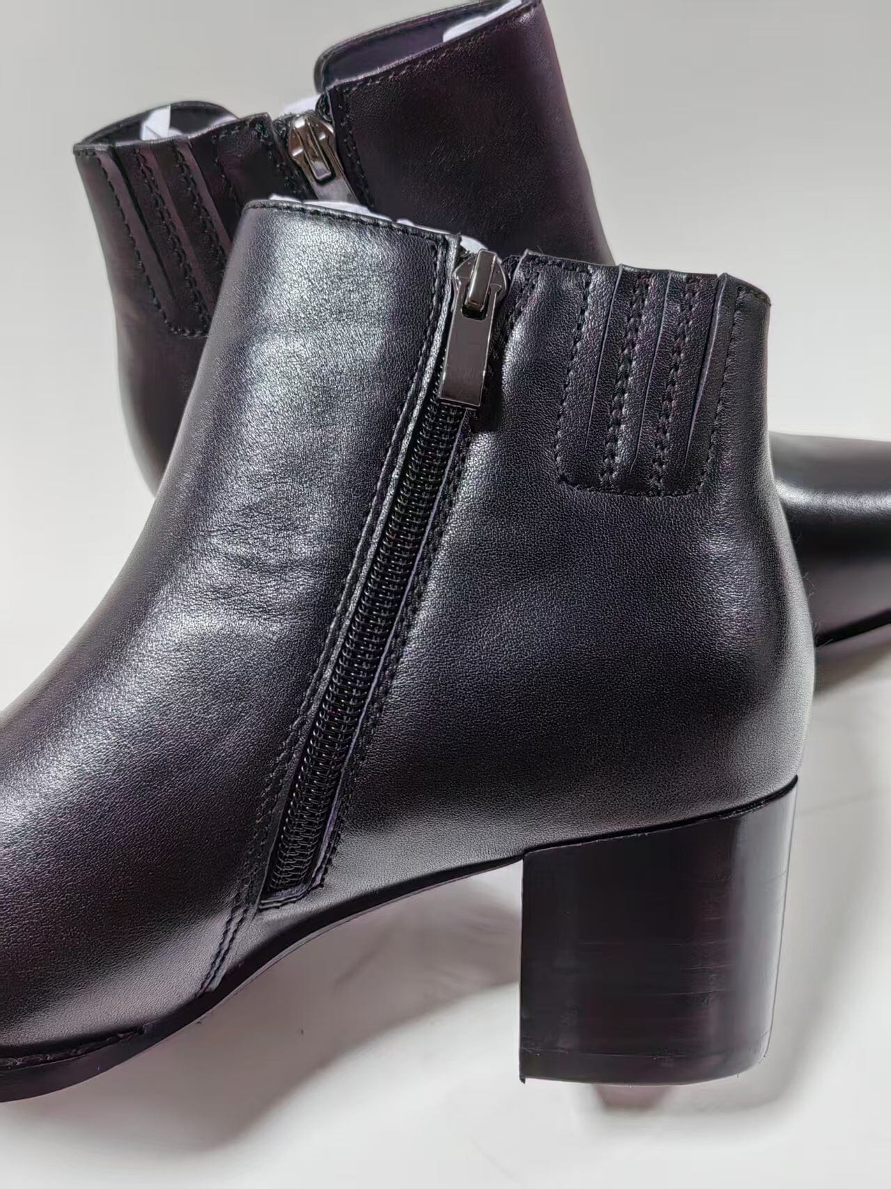 SS25005 Leather boots with zip detail with extra cushions in Black and Brown Boots Sam Star shoes