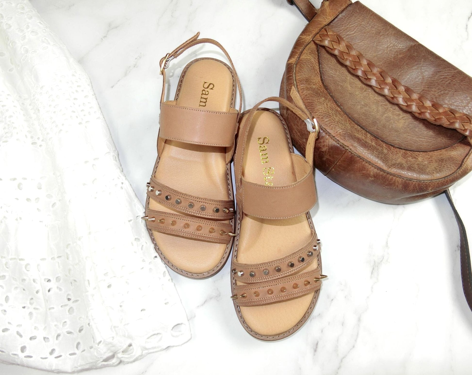 SS22018/19 Leather flat sandals with studs detail Sam Star Shoes Brown 4 (37)