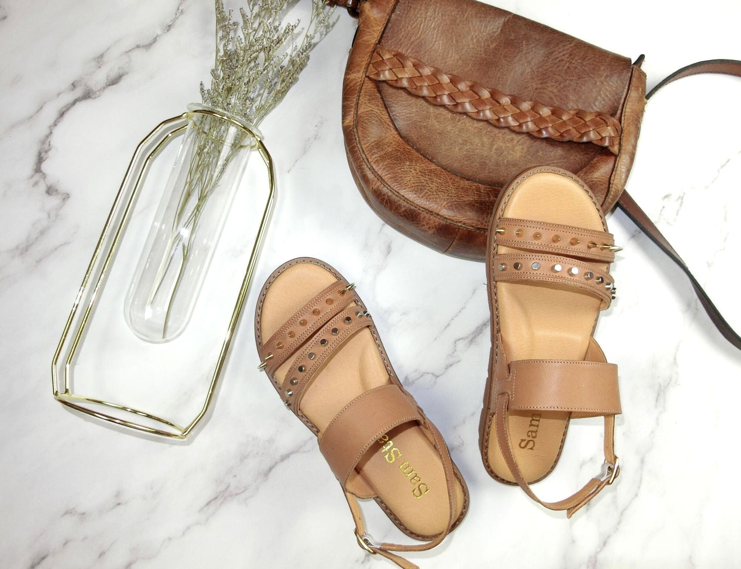 SS22018/19 Leather flat sandals with studs detail Sam Star Shoes
