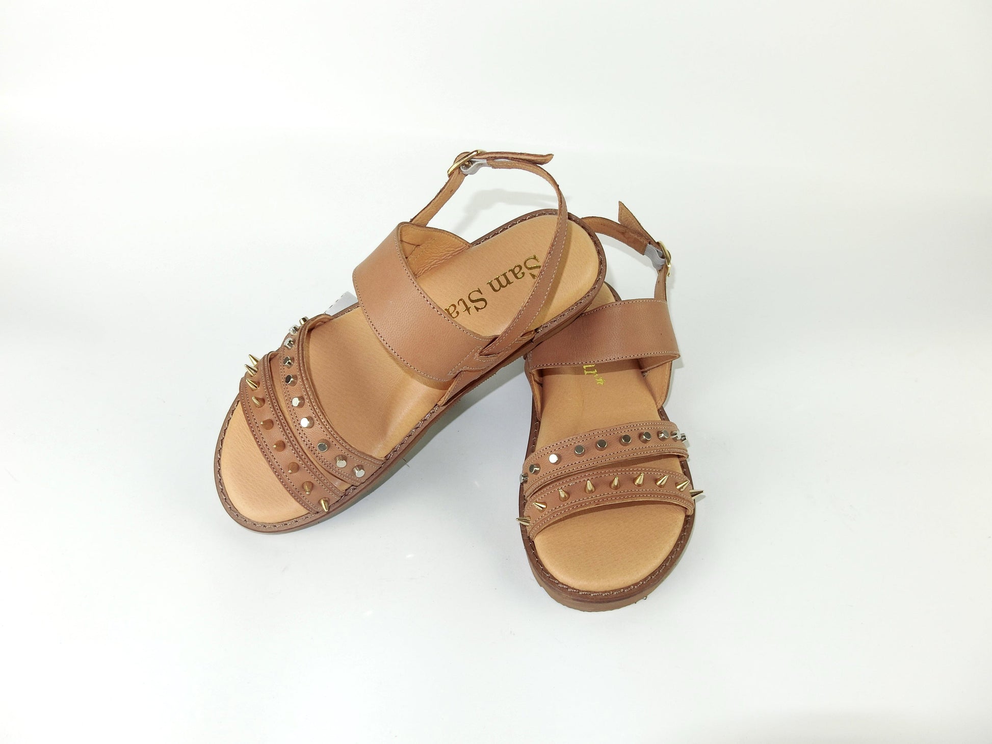SS22018/19 Leather flat sandals with studs detail Sam Star Shoes