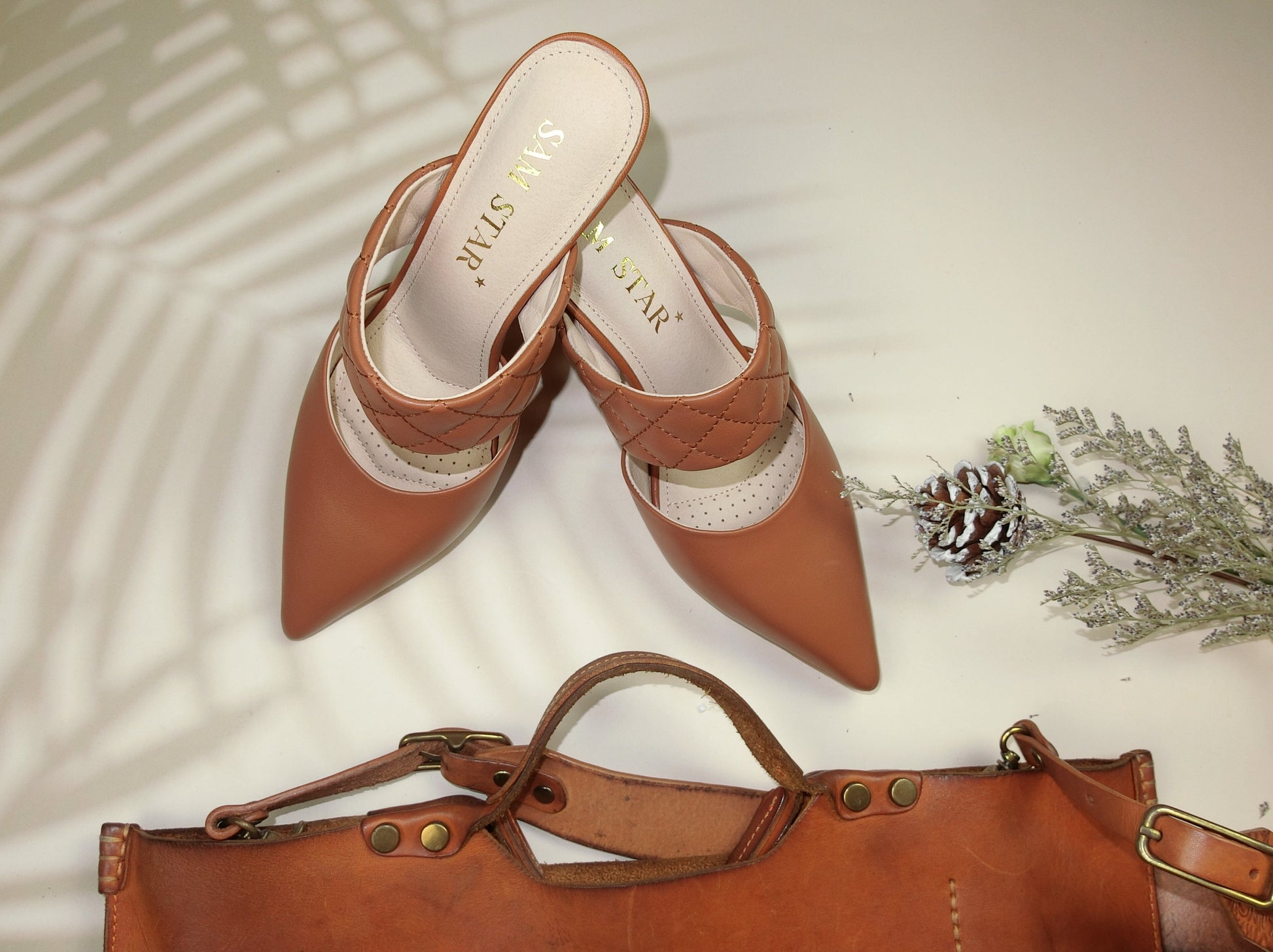 SS22015 Genuine leather court shoes in quilted detail in Tan ladies shoes Sam Star Shoes Tan 36/3