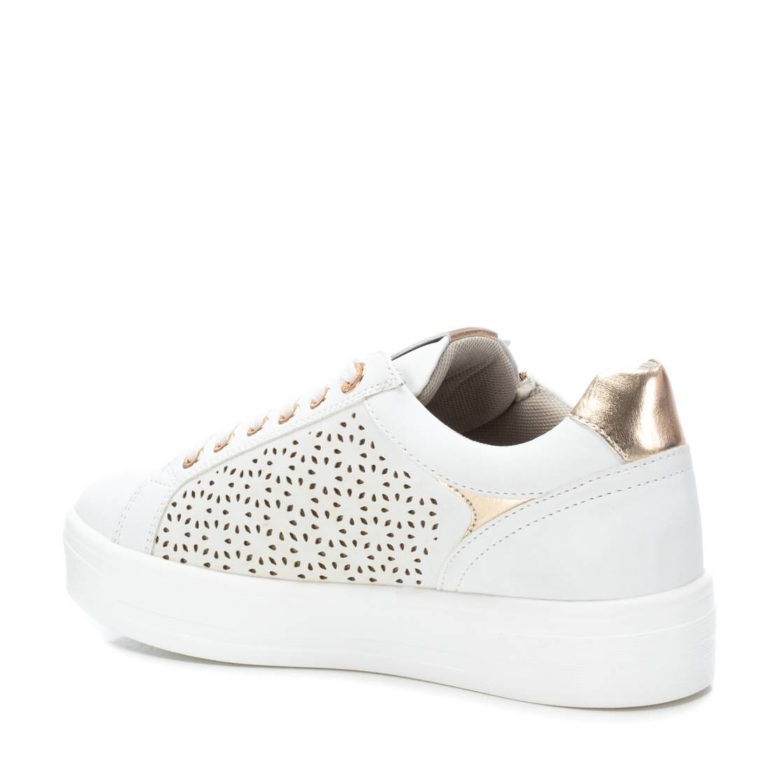 142229 Spanish Leather sneakers with cushioned sole in white sneakers Sam Star shoes 