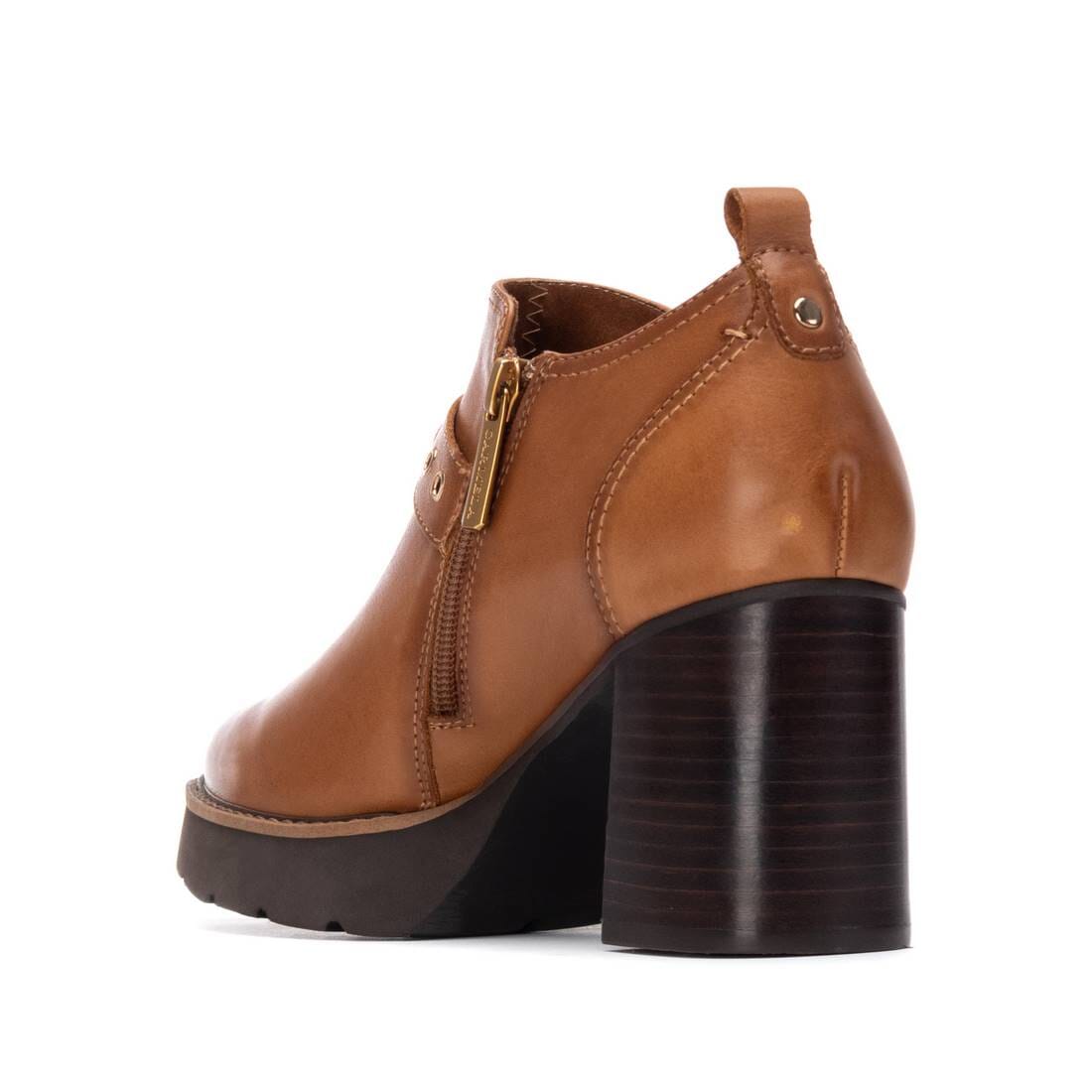 162704 Spanish Leather ankle bootie with buckle in Tan sneakers Sam Star shoes 