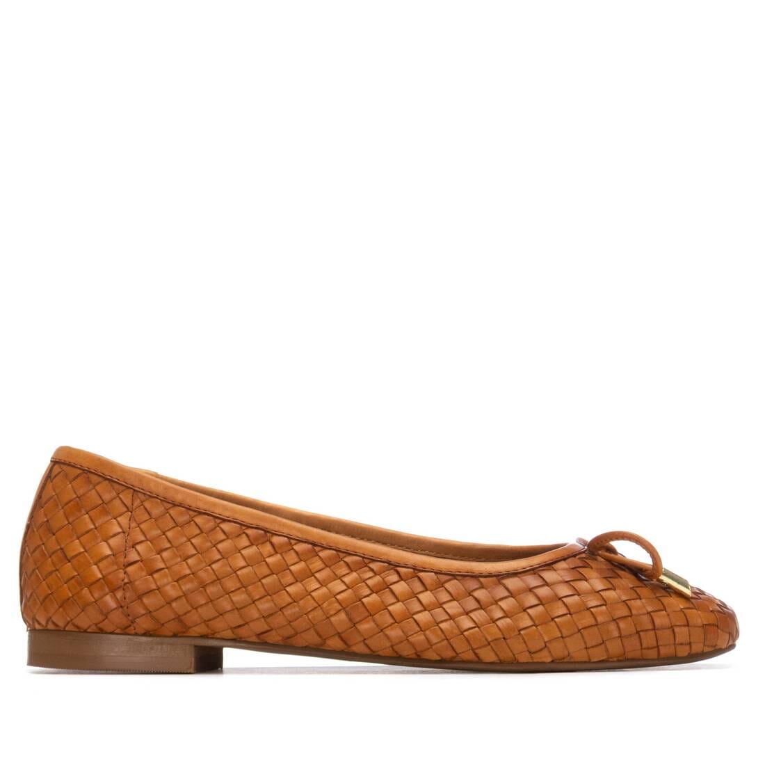 163296 Spanish designed Leather woven pumps in Tan and Gold ( New) Pumps Sam Star shoes 