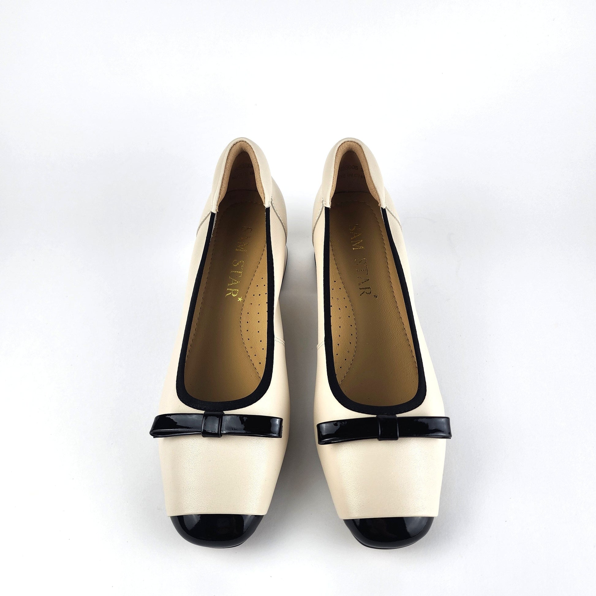 SS26005 Leather pumps with bow in block heel in Black and White (New) Pumps Sam Star shoes 