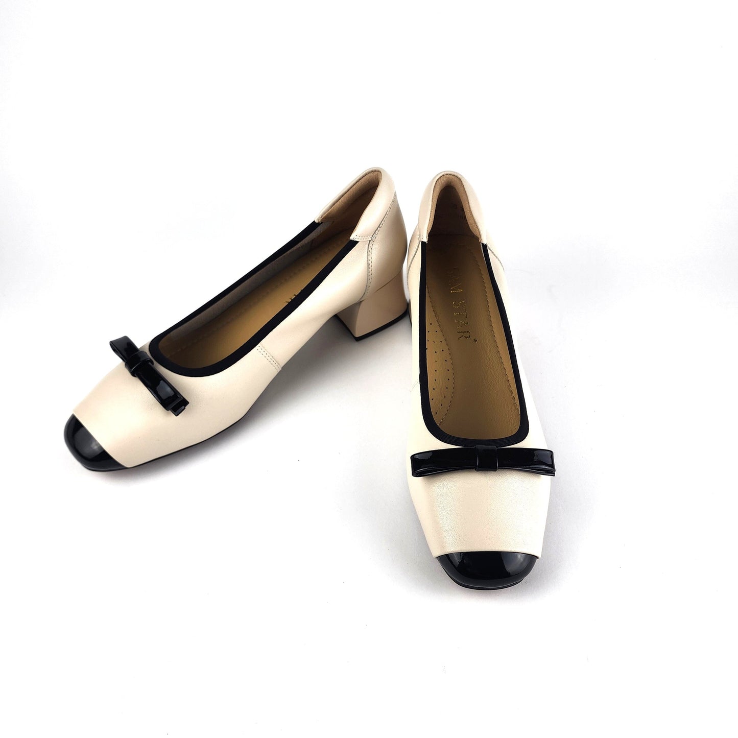 SS26005 Leather pumps with bow in block heel in Black and White (New) Pumps Sam Star shoes 