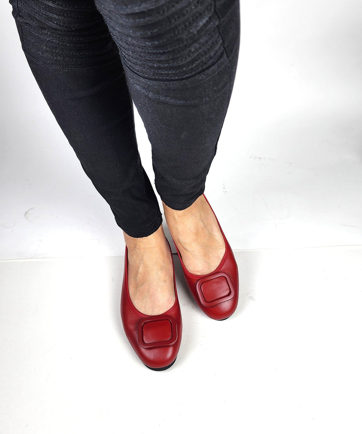 17W01 Leather buckle pumps with three layers of extra cushions (New) Pumps Sam Star Shoes 