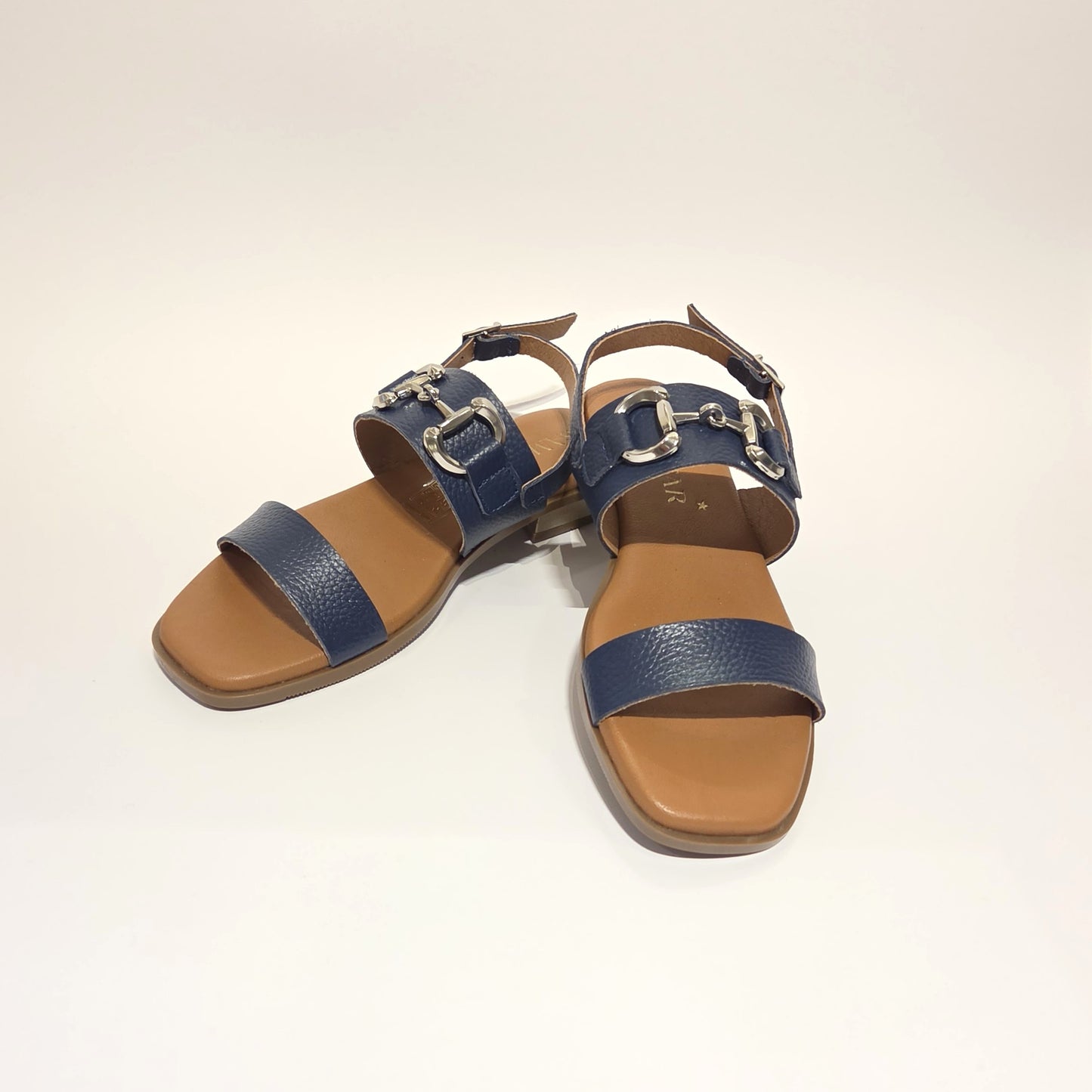 5873 Spanish leather sandals with gold buckle in Navy and white (New)