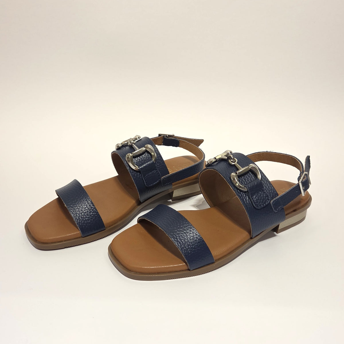 5873 Spanish leather sandals with gold buckle in Navy and white (New)
