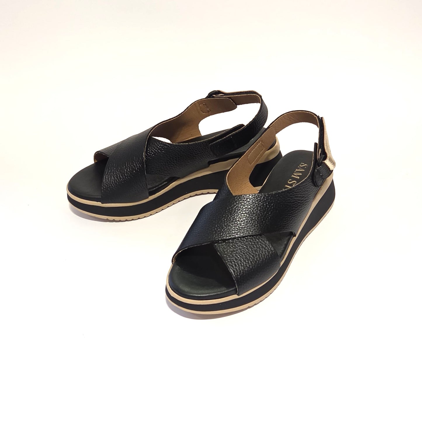 5943 Spanish leather crossed strap sandals in off white and Black (New)