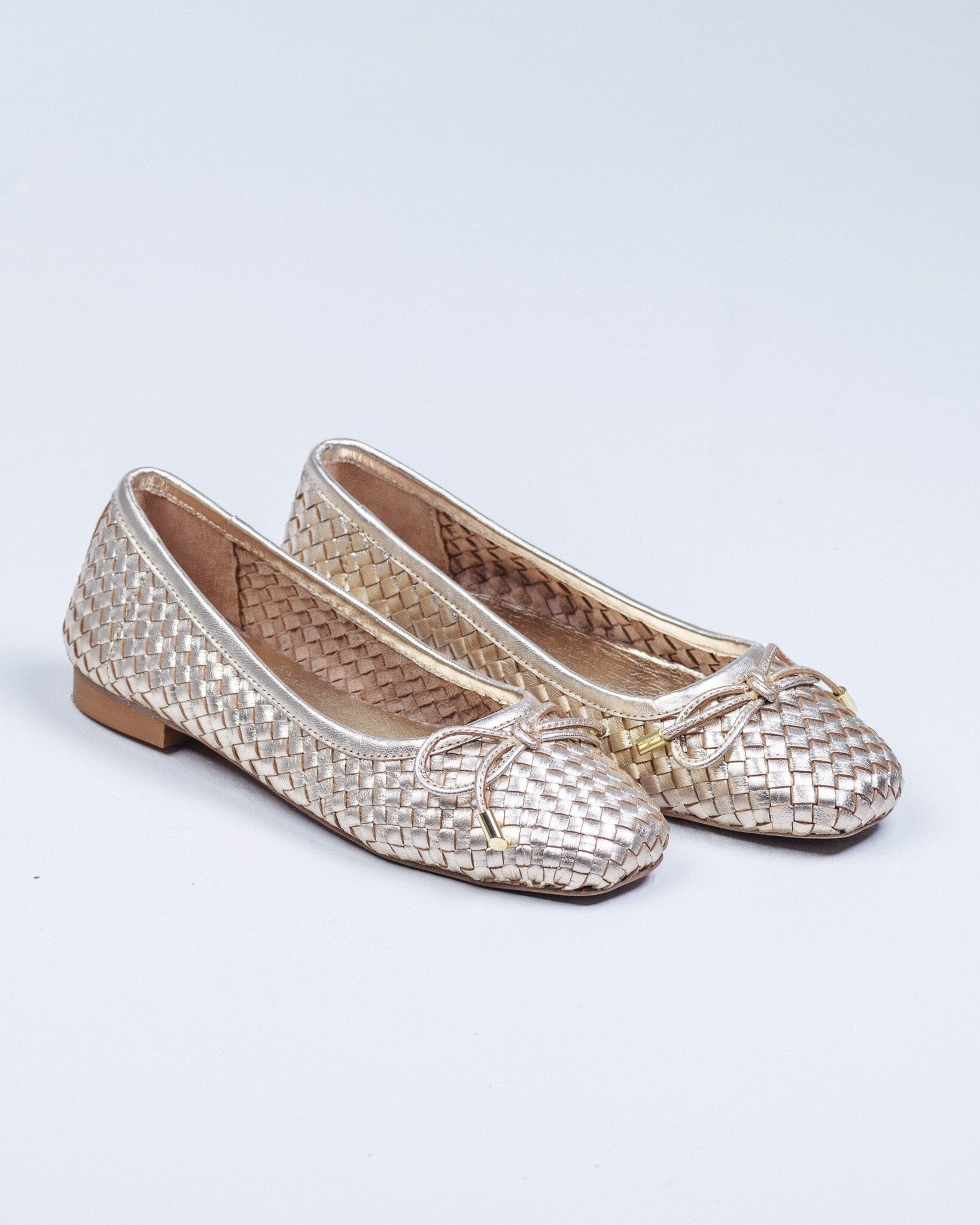 163296 Spanish designed Leather woven pumps in Tan and Gold (New) Pumps Sam Star shoes 