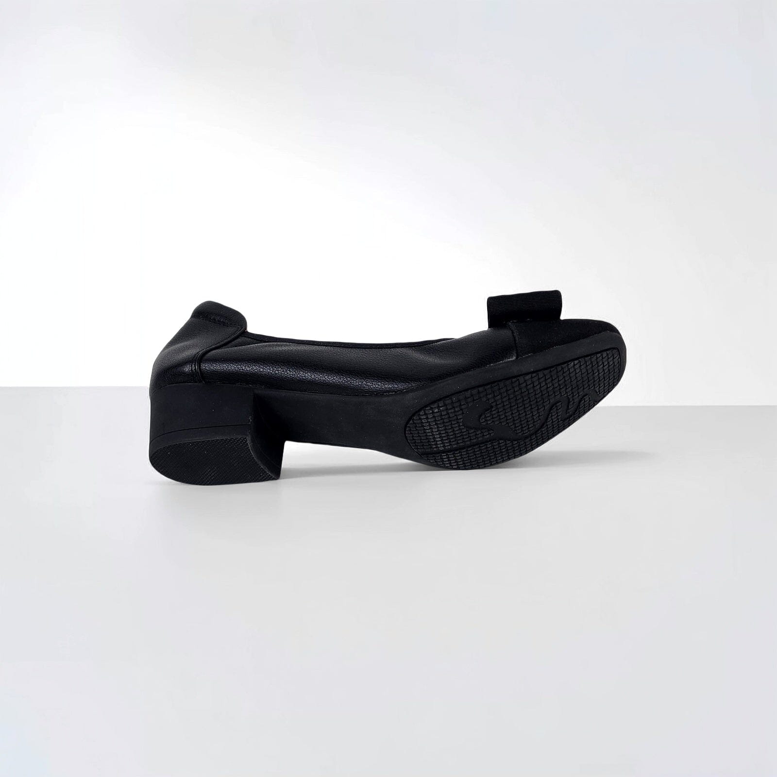 SS25002 Leather pumps with bow& Black buckle block heel ( new arrival) Pumps Sam Star shoes 