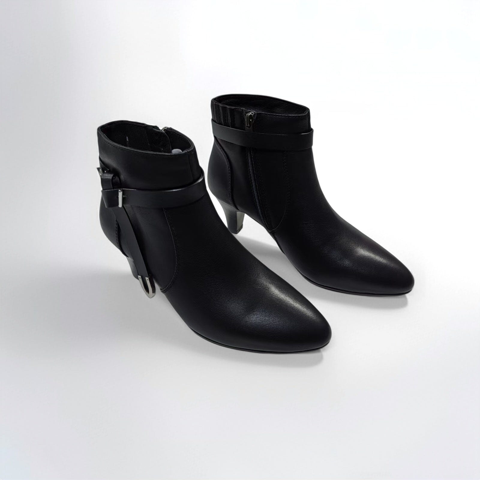 SS26009 Leather ankle boots with kitten heel and removable straps in Black (NEW) Boots Sam Star shoes 