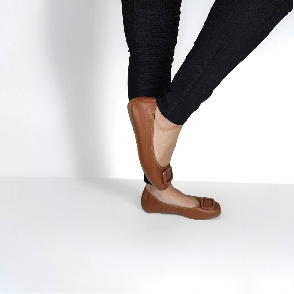 17W01 Leather buckle pumps with three layers of extra cushions (New) Pumps Sam Star Shoes 