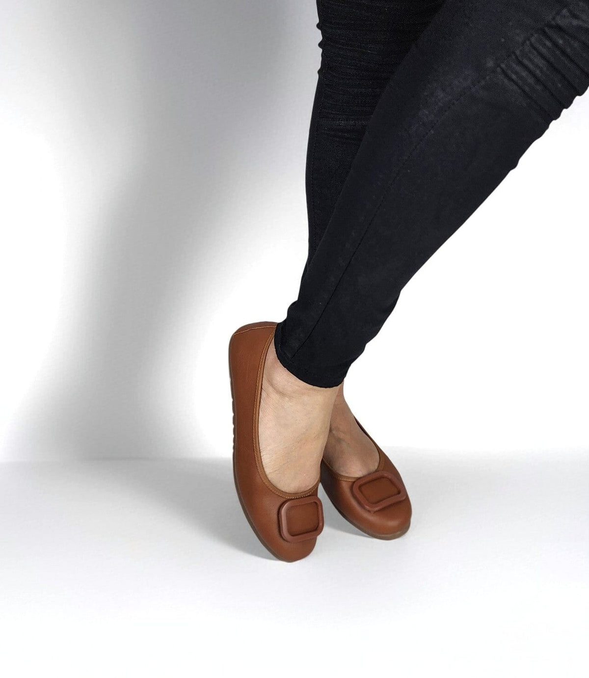 17W01 Leather buckle pumps with three layers of extra cushions (New) Pumps Sam Star Shoes 